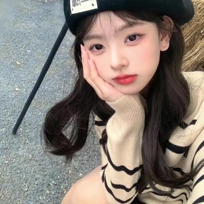 女儿国嬉春